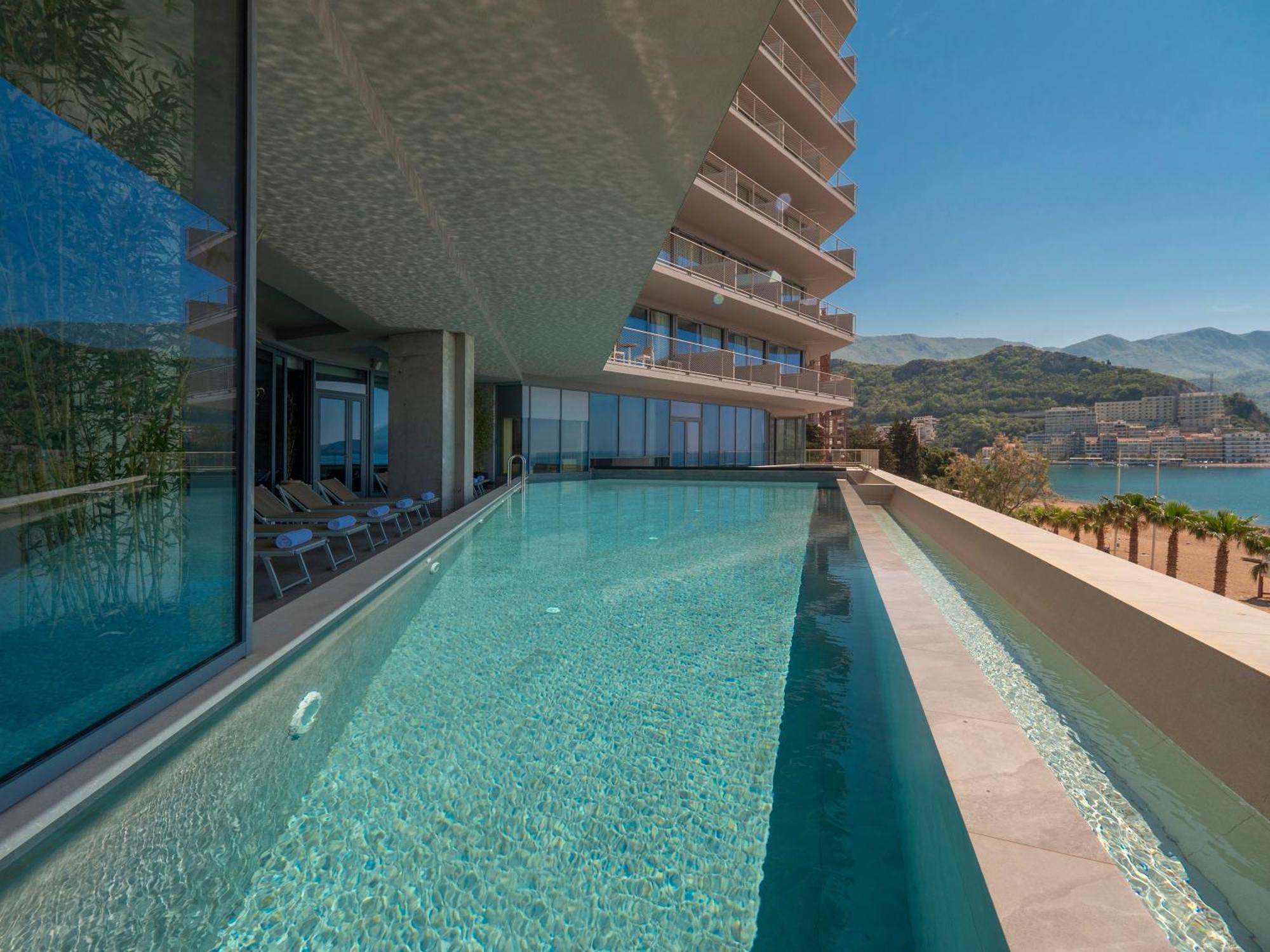 Sea Star 5* Budva