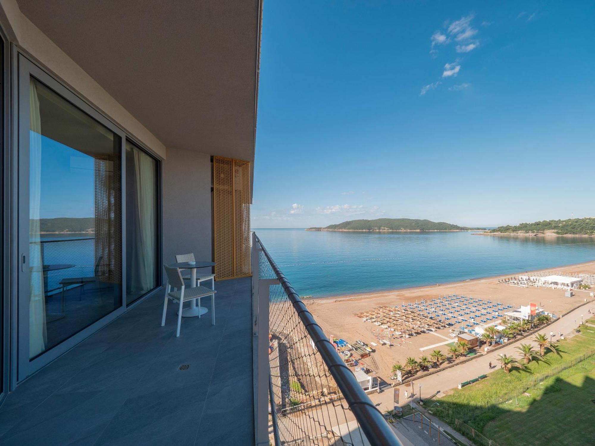 Sea Star 5* Budva